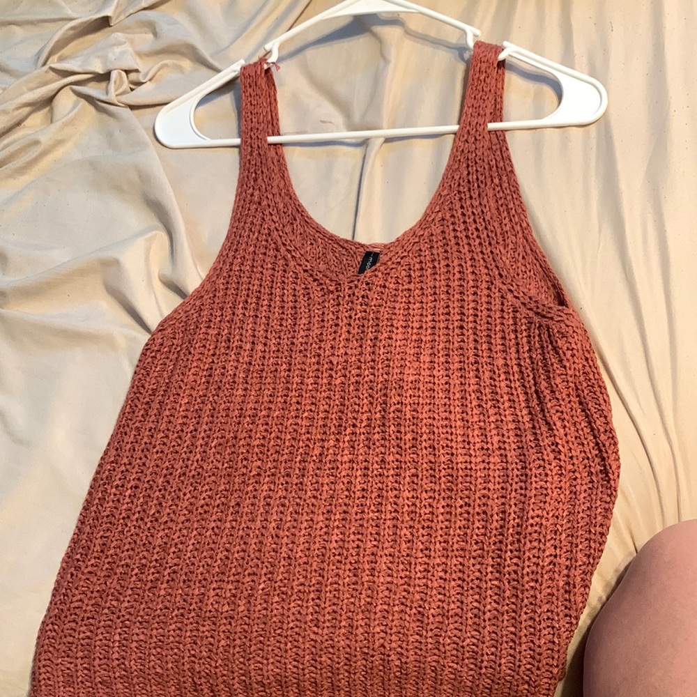 This has been worn a few times but is still in great condition